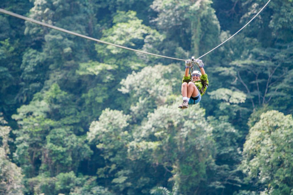 Hotel Tangara Arenal B&B La Fortuna Екстериор снимка
